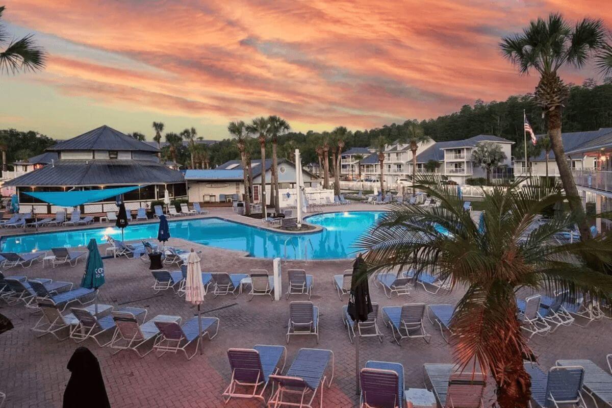 Paradise Lake Resorts